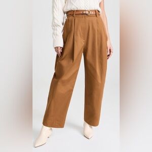 NWT Recto Double Pleated Curve Silhouette pant